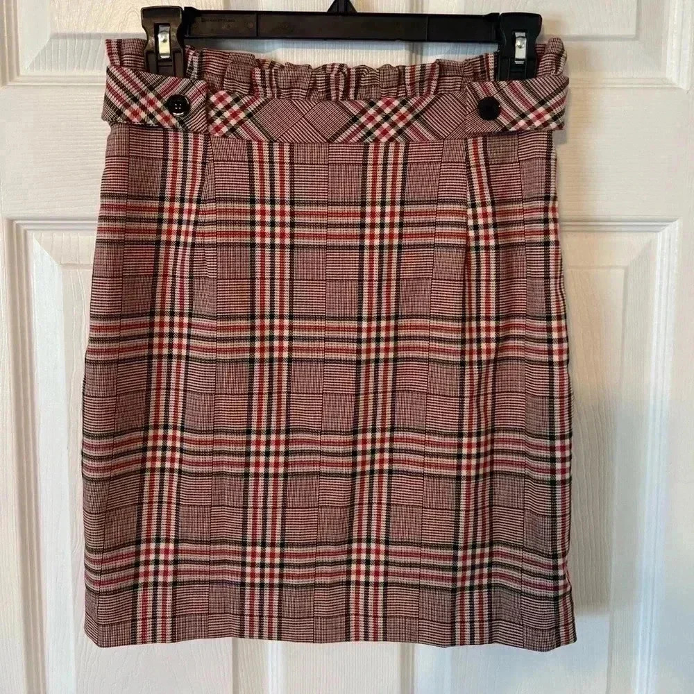 Express Womans Black and Red Plaid Mini Skirt. Size XS